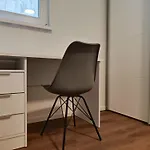 Apartmenthaus Lägenhet *